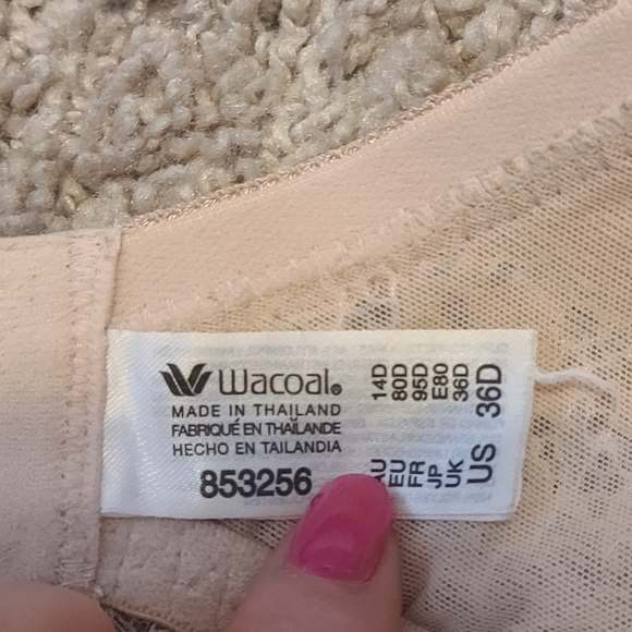 Wacoal 36D Lace Trim Bra - Picture 4 of 4
